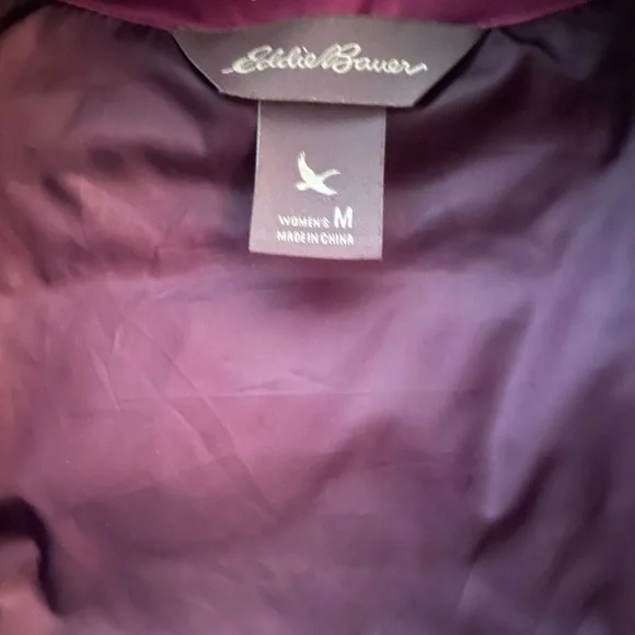 Eddie Bauer Women’s Down Puffer Vest, appears New without tags, Medium. - Picture 4 of 8